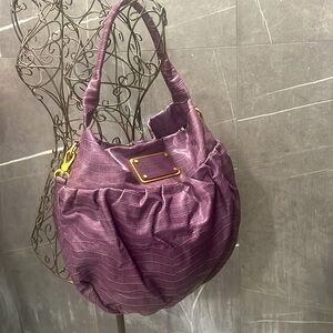 Marc by Marc Jacobs purple leather handbag crossbody bag.